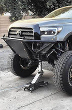 Load image into Gallery viewer, 2 Ton Off Road Jack &quot;OG&quot;